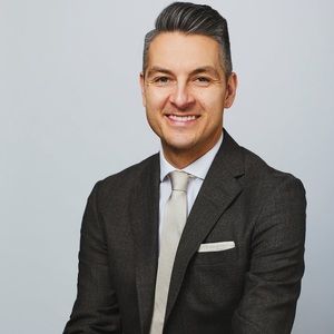 Meet your Posher, Maddox